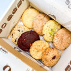 -Box of 8 filled cookies-