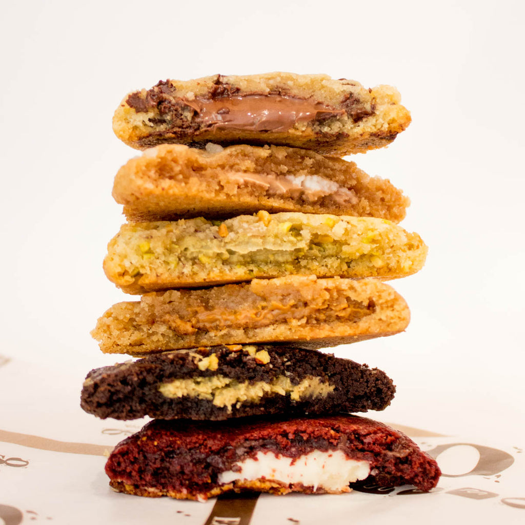 -Box of 12 filled cookies-