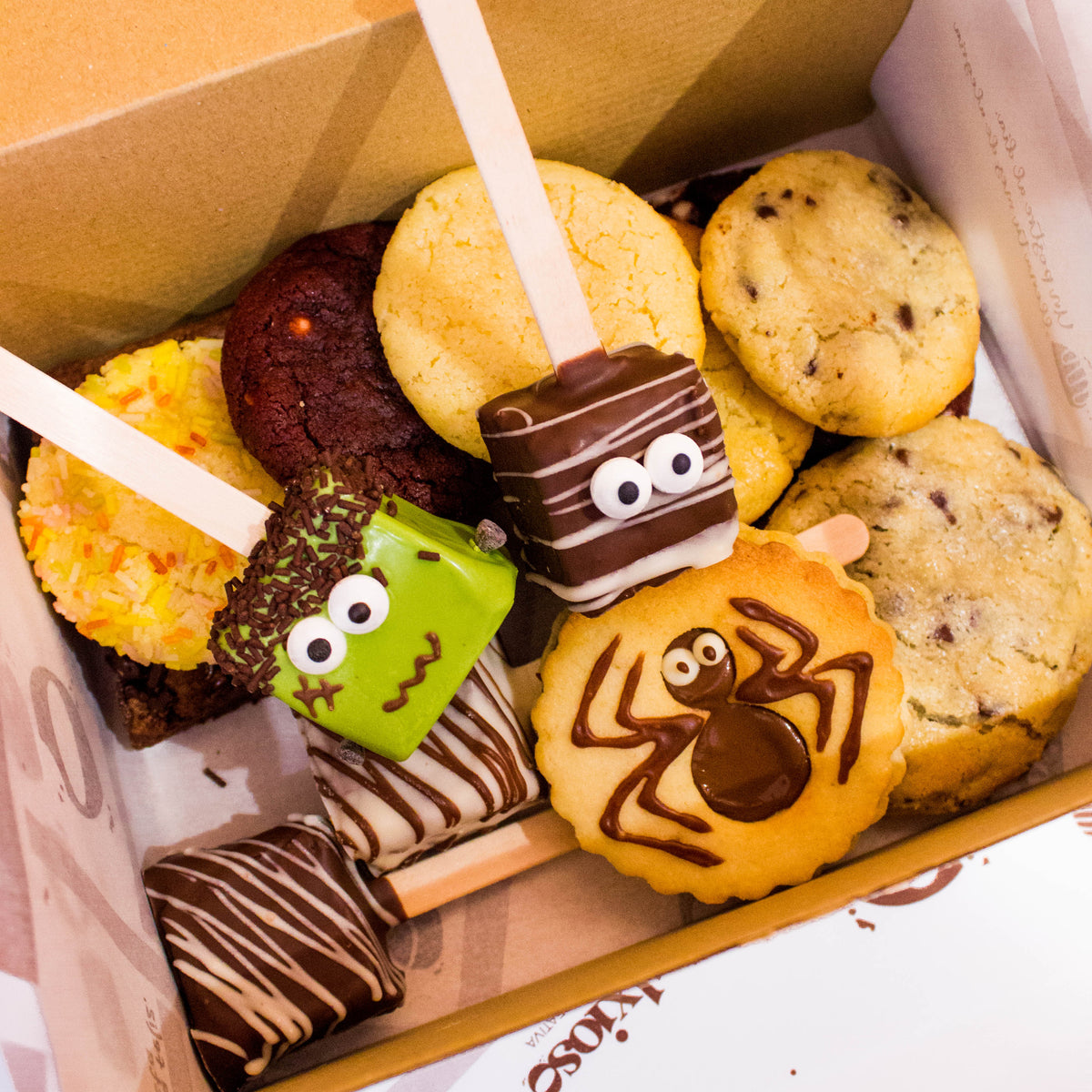 Caja grande de Halloween (Cookies y Brownie)