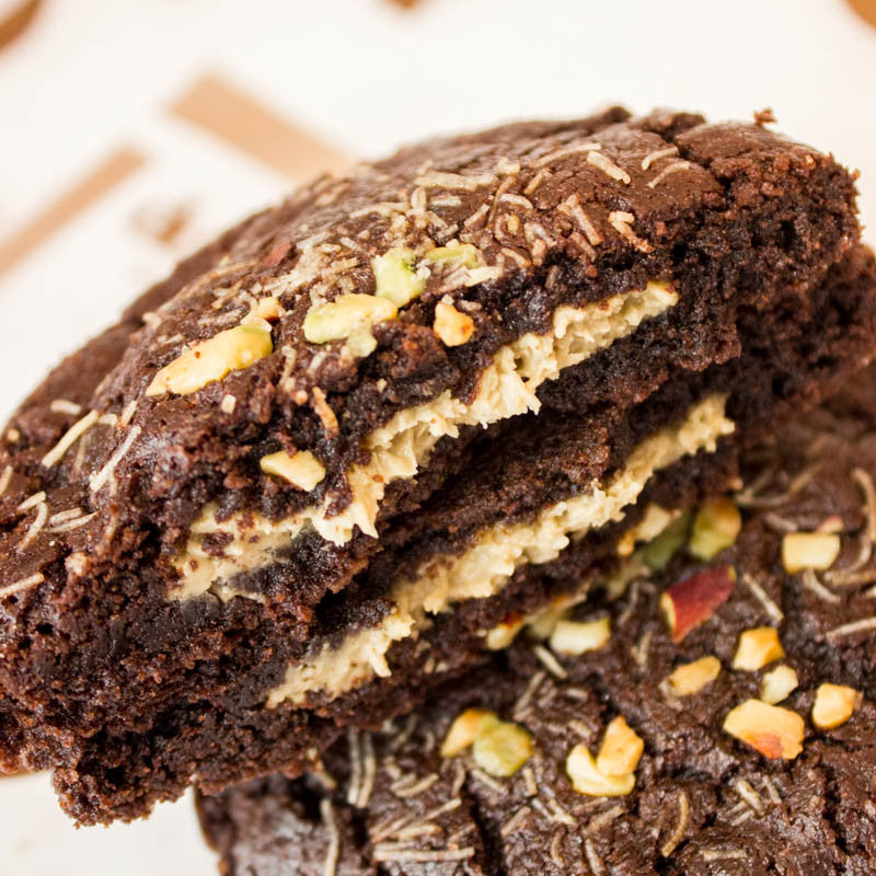 -Box of 8 filled cookies-