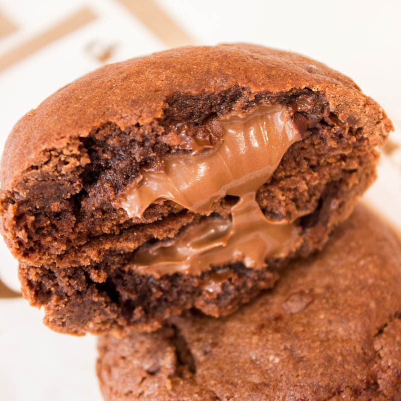 Caja de 8 cookies rellenas veganas